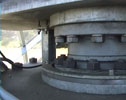 The hydraulic engine is standing on the flange of the shaft. The Body is up.
